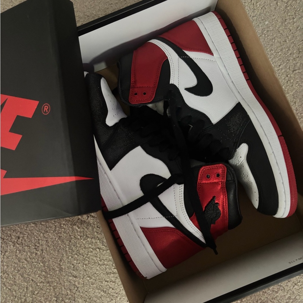 Women’s Air Jordan 1 High OG Sneaker